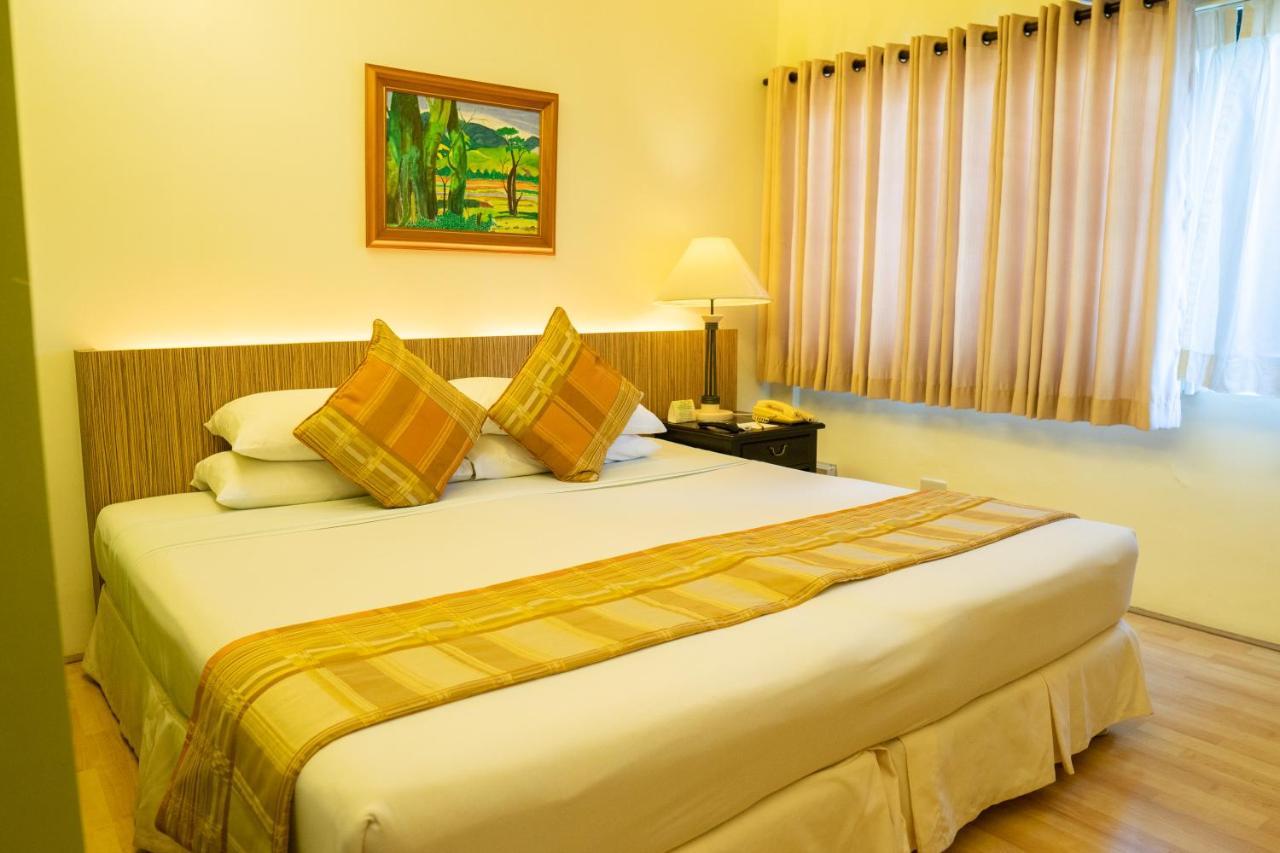 Hotel Fleuris Puerto Princesa