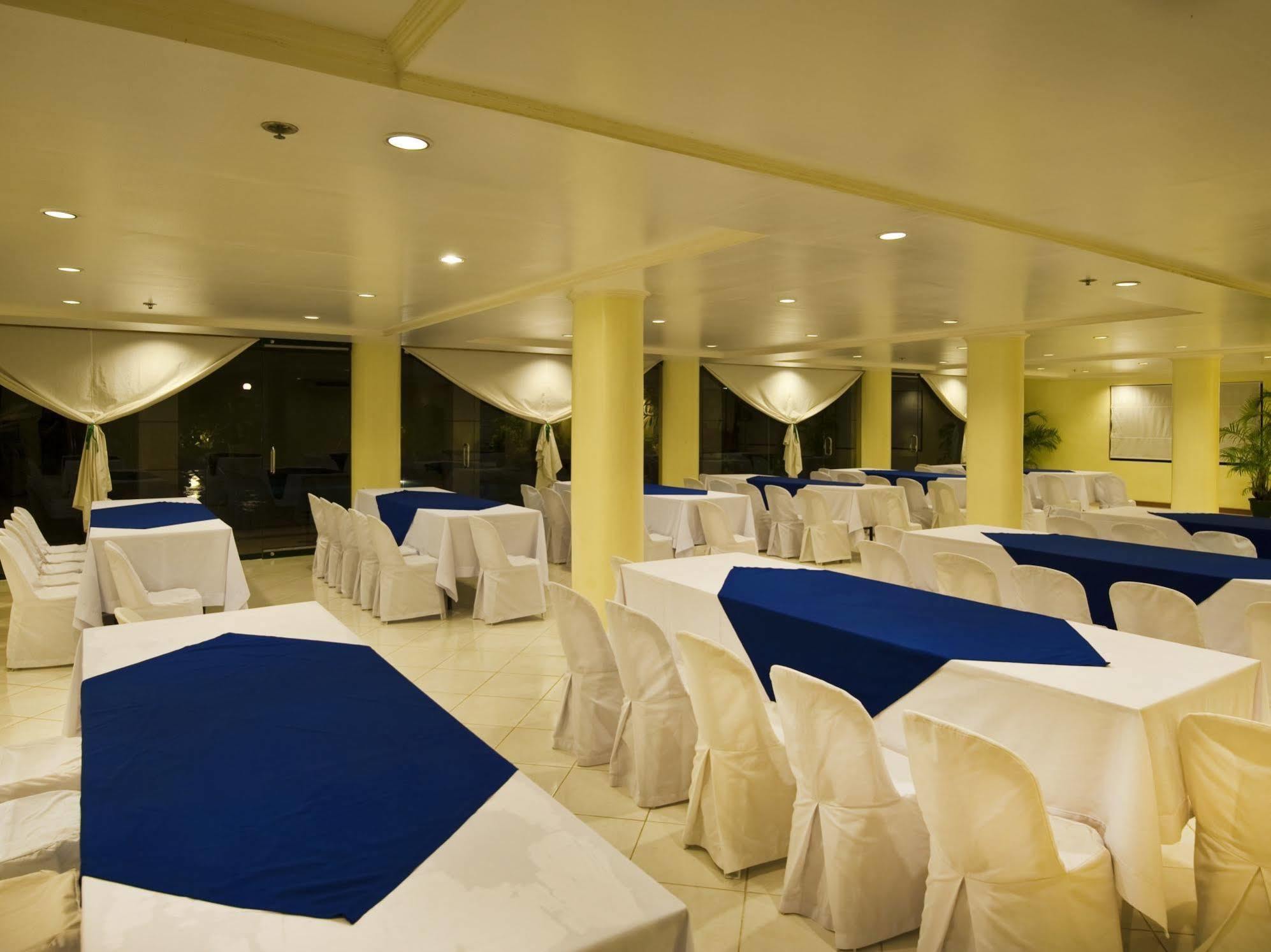 Fleuris 3* Puerto Princesa